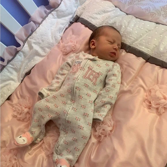 Peanutshell Arianna crib set - Picture 5 of 7